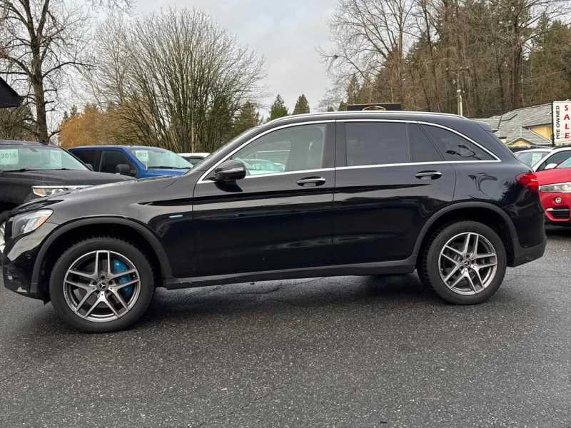 Mercedes-Benz GLC 350  350e / 360 CAM/ Keyless/ Navigation/ Pano, снимка 3 - Автомобили и джипове - 53466878