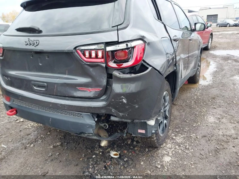 Jeep Compass Trailhawk 4X4, снимка 6 - Автомобили и джипове - 53572682