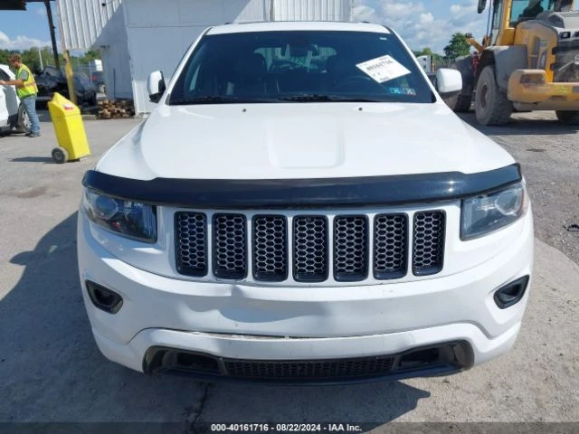 Jeep Grand cherokee ALTITUDE перфектен за газ, снимка 1 - Автомобили и джипове - 47389253