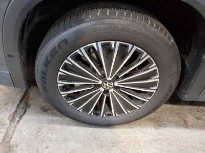 VW Tiguan Allspace Tayron Life 4Motion 2.0 TDI 193k.c. 7местен, снимка 3 - Автомобили и джипове - 53165735