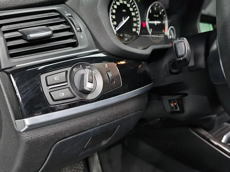 BMW X4 (F26) xDrive20D, снимка 17 - Автомобили и джипове - 55202152