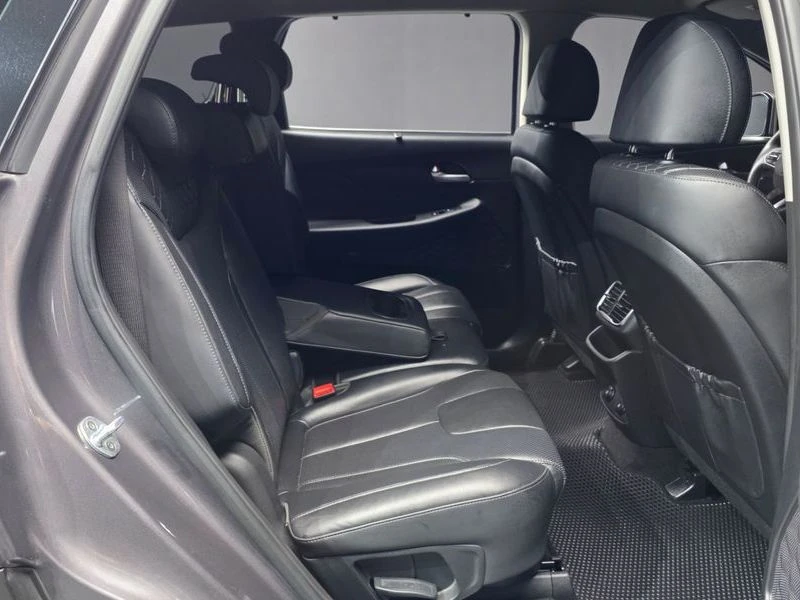 Hyundai Santa fe Diesel 2, 0 4WD| 184к.с.| ВКЛ.ТЕХНОТЕСТ, снимка 12 - Автомобили и джипове - 55440737