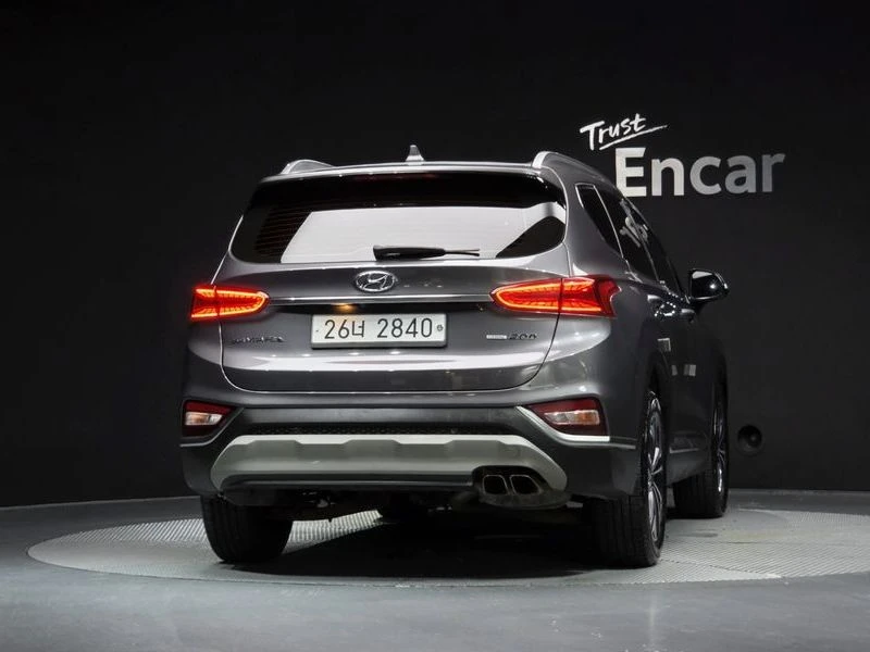 Hyundai Santa fe Diesel 2, 0 4WD| 184к.с.| ВКЛ.ТЕХНОТЕСТ, снимка 4 - Автомобили и джипове - 55440737