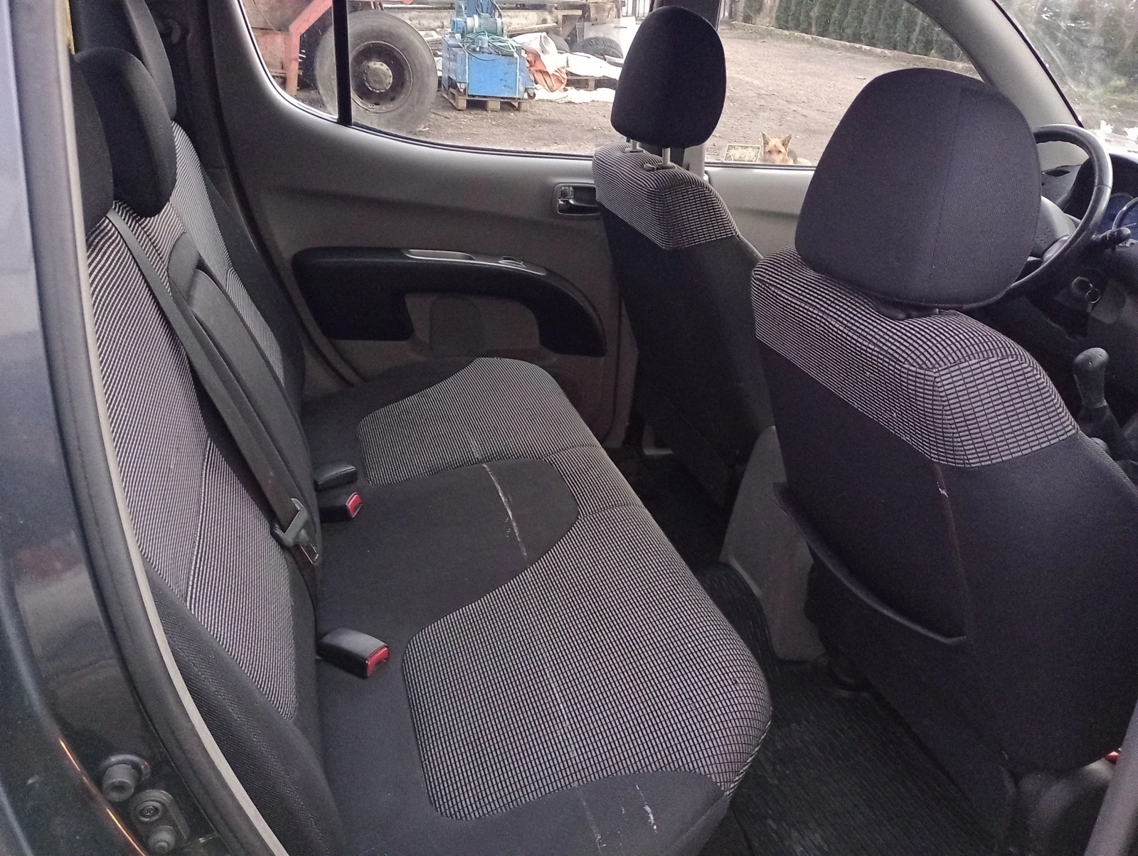 Mitsubishi L200  - изображение 8