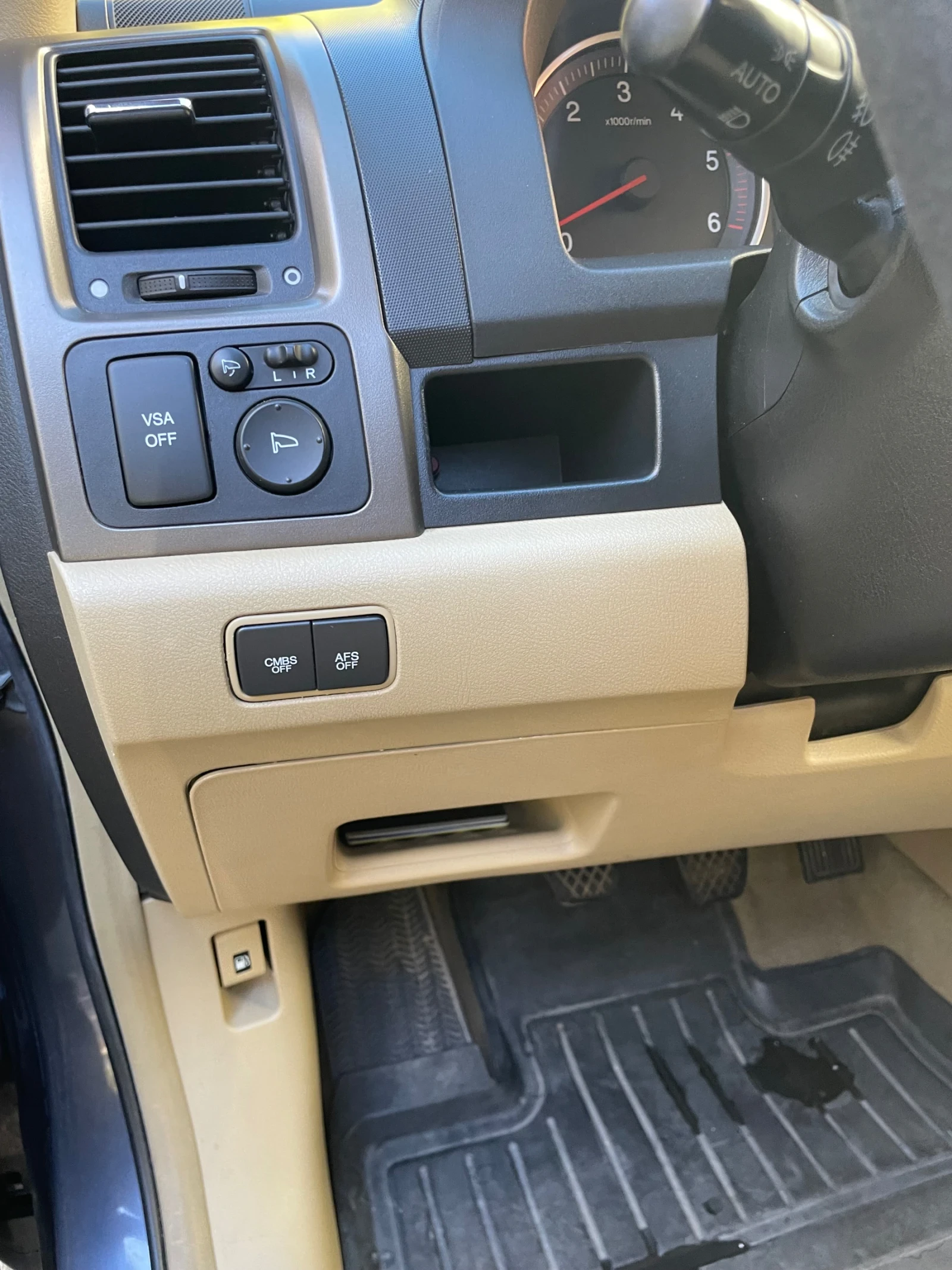 Honda Cr-v 2.2 ctdi, снимка 7 - Автомобили и джипове - 52861764