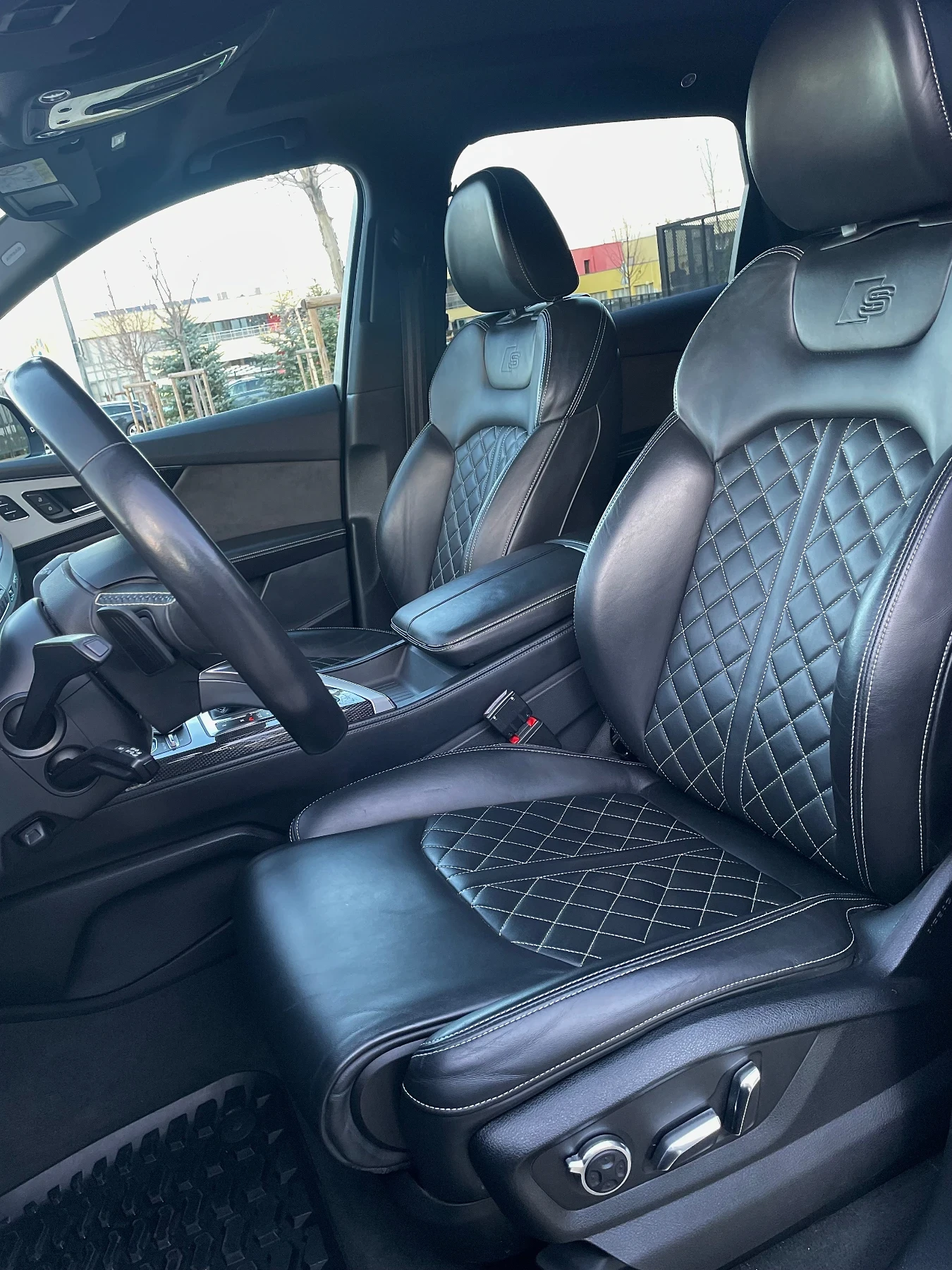 Audi SQ7 //Matrix//SWISS// Head up//Soft close// - изображение 10