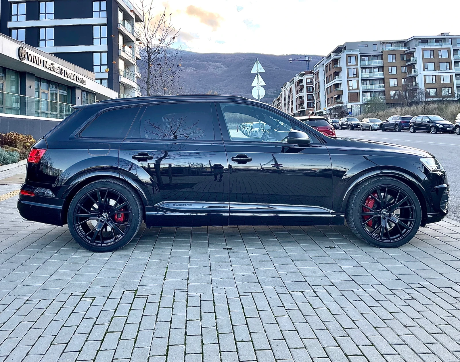 Audi SQ7 //Matrix//SWISS// Head up//Soft close// - изображение 4