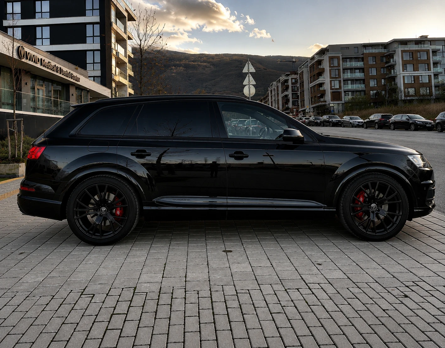 Audi SQ7 //Matrix//SWISS// Head up//Soft close//, снимка 6 - Автомобили и джипове - 52632360
