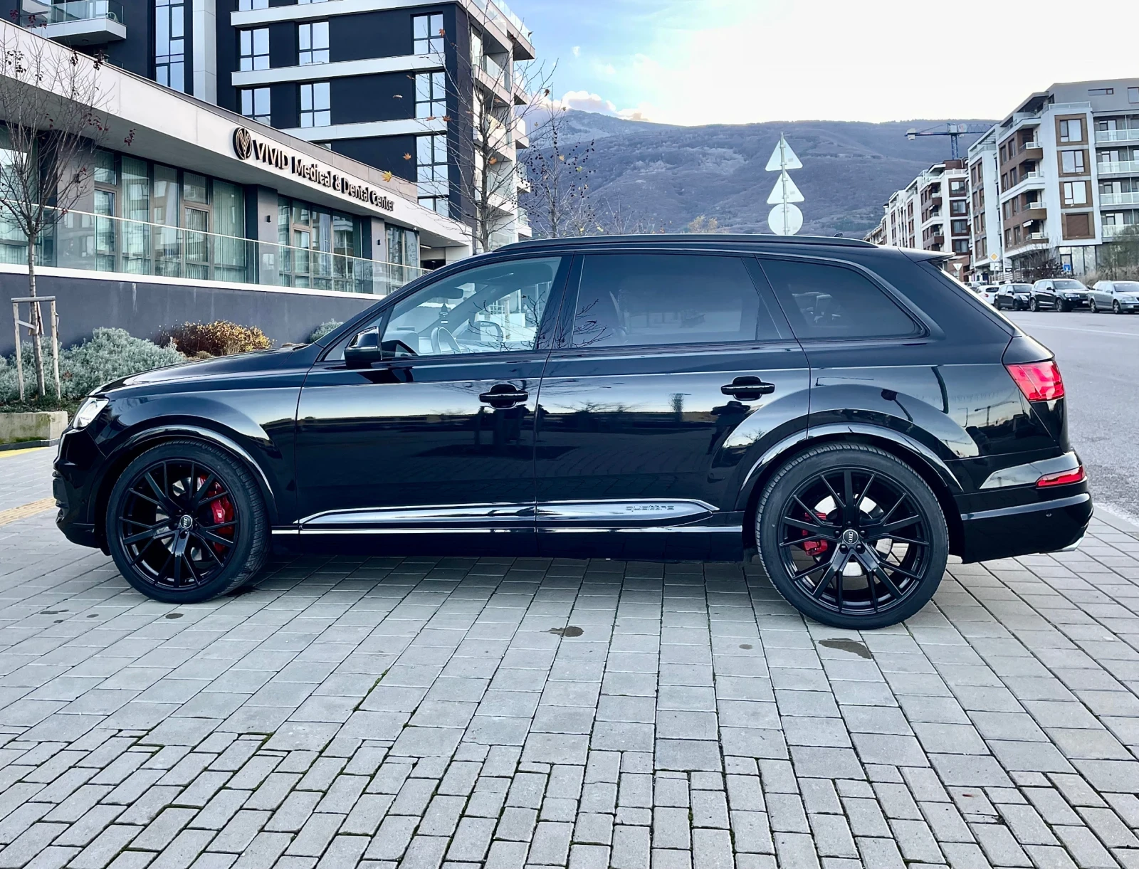 Audi SQ7 //Matrix//SWISS// Head up//Soft close// - изображение 5
