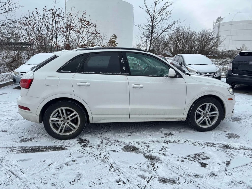 Audi Q3 * Komfort * CARFAX *    | Mobile.bg   3