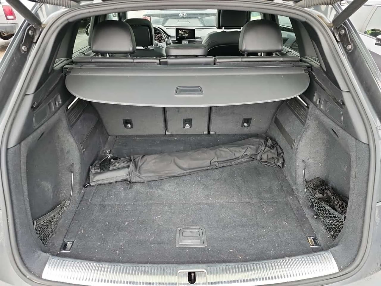 Audi Q5 Technik /Панорама/Подгрев/Памет/Дигитален КМ , снимка 12 - Автомобили и джипове - 53728783