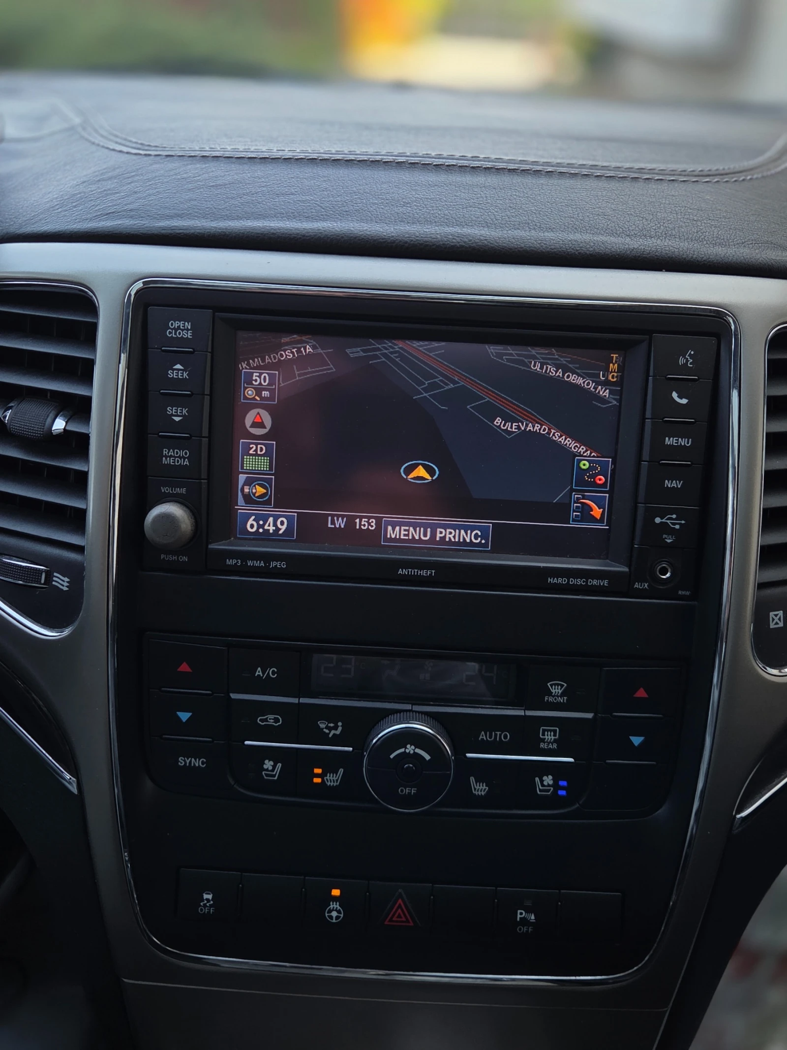 Jeep Grand cherokee 3.0CRD OVERLAND FULL, снимка 12 - Автомобили и джипове - 54425735