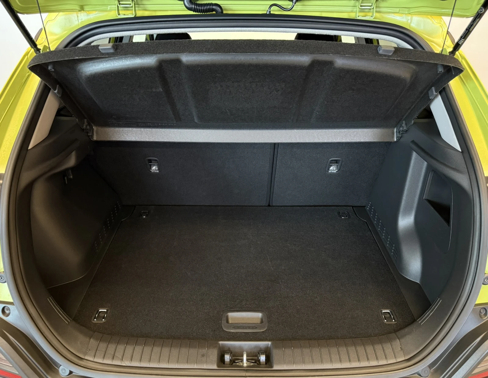 Hyundai Kona EXCLUSIVE, снимка 17 - Автомобили и джипове - 55001525