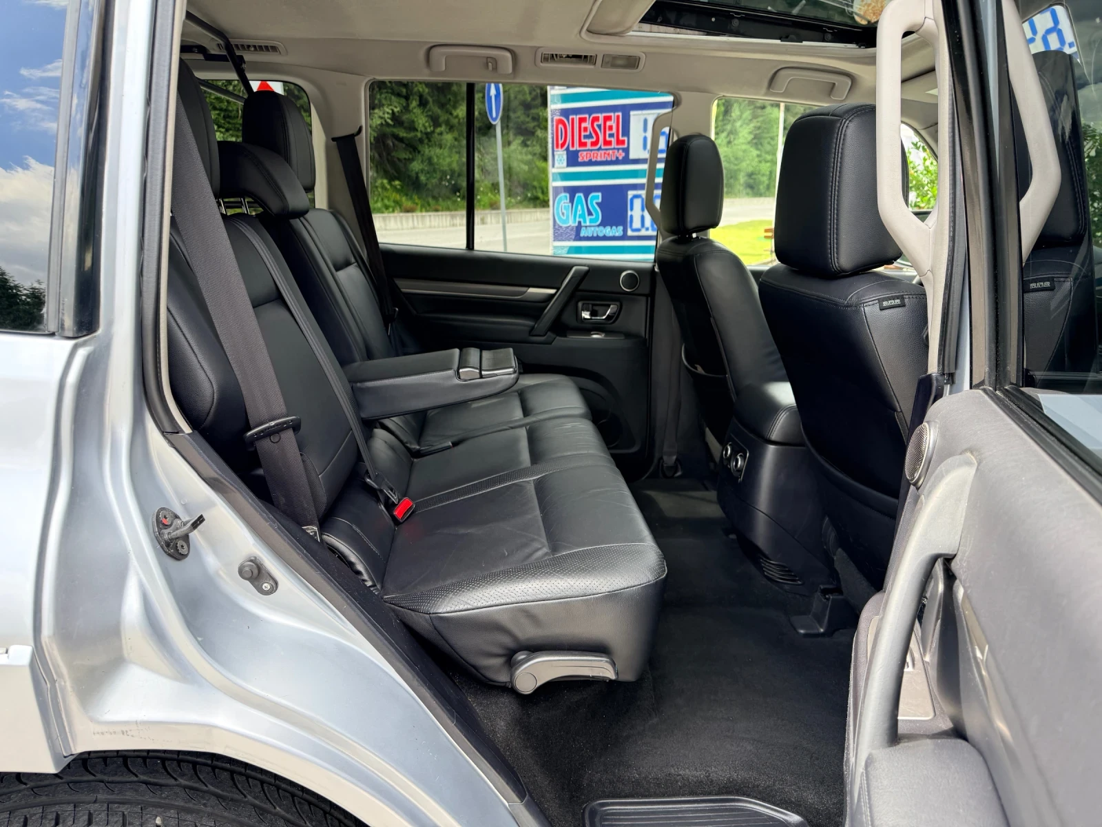 Mitsubishi Pajero ������* N1* ������* ����* ROCKFORD* ��������* 2��� | Mobile.bg � ����������� 9