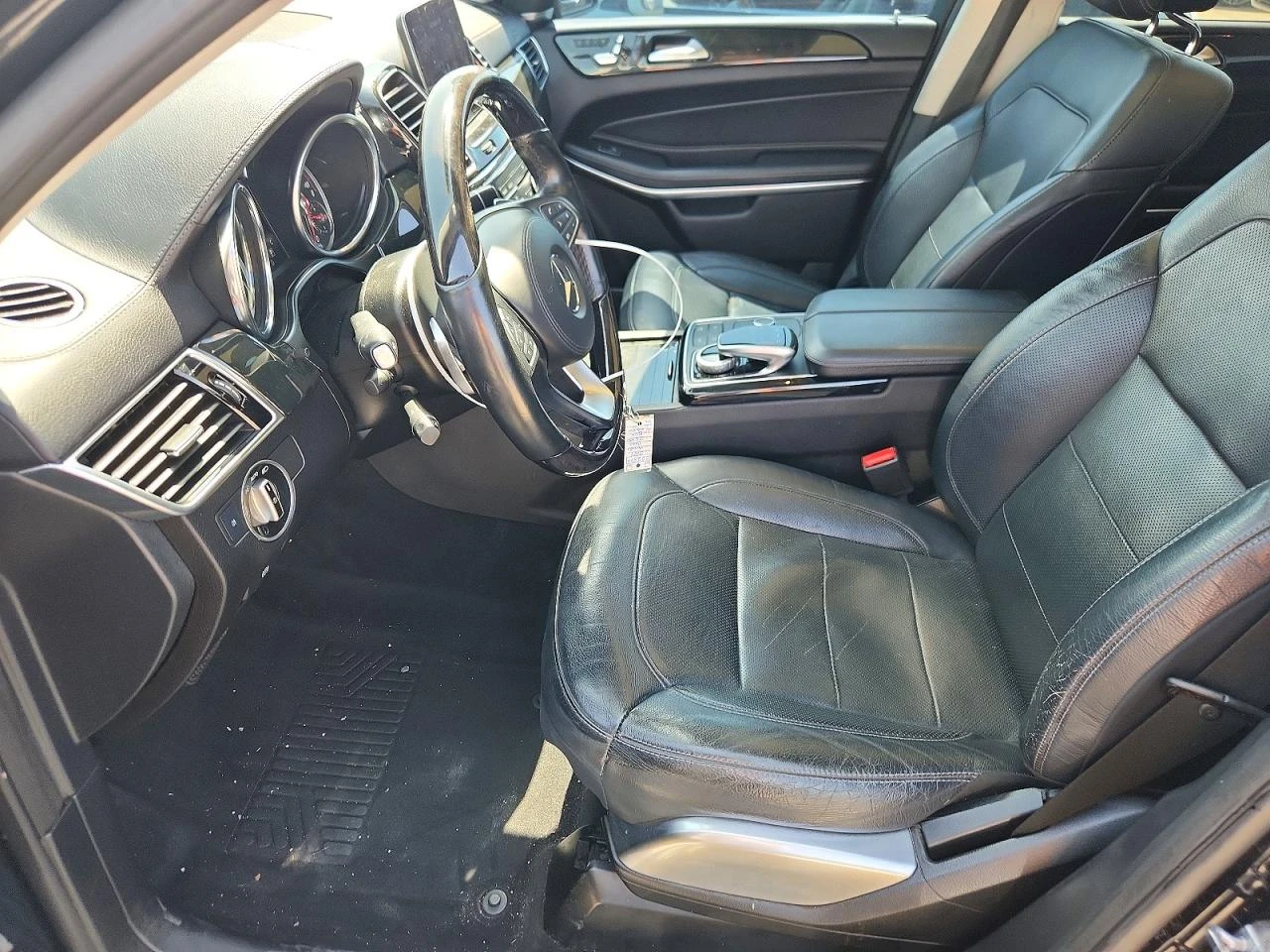 Mercedes-Benz GLS 500 AMG* 4MATIC* HARMAN* ОБДУХ* PANO* КРАЙНА ЦЕНА* , снимка 8 - Автомобили и джипове - 55826335