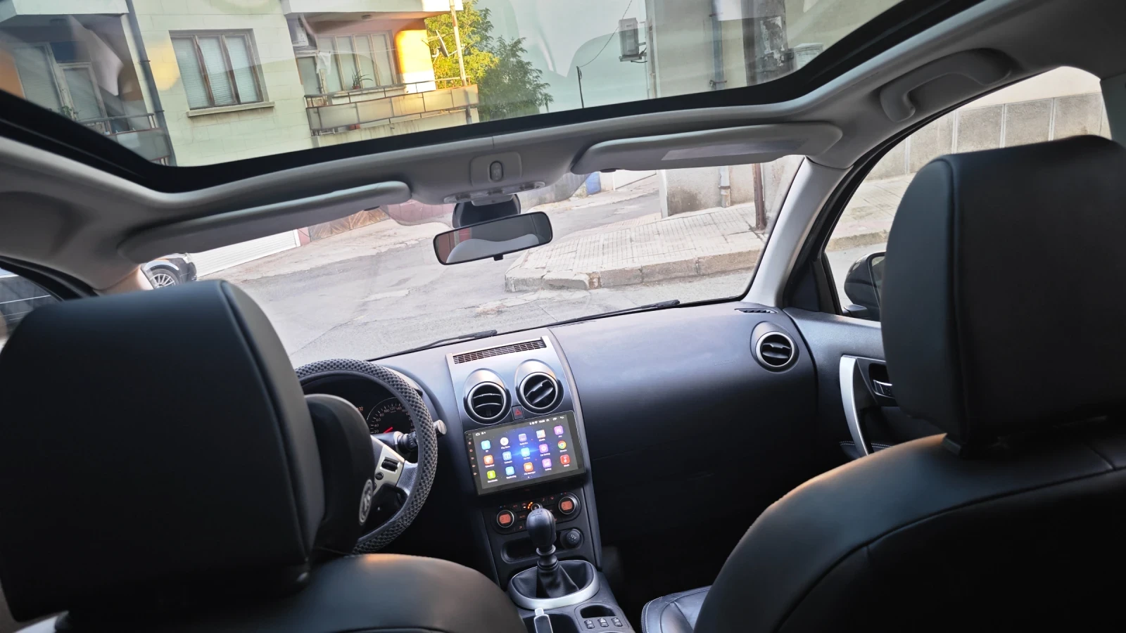 Nissan Qashqai, снимка 14 - Автомобили и джипове - 56020744