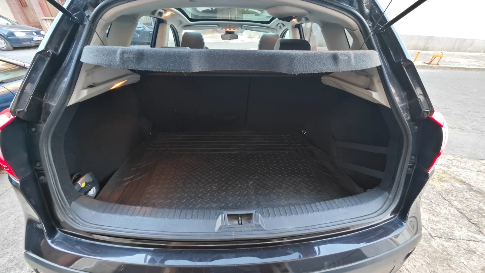 Nissan Qashqai, снимка 10 - Автомобили и джипове - 56020744