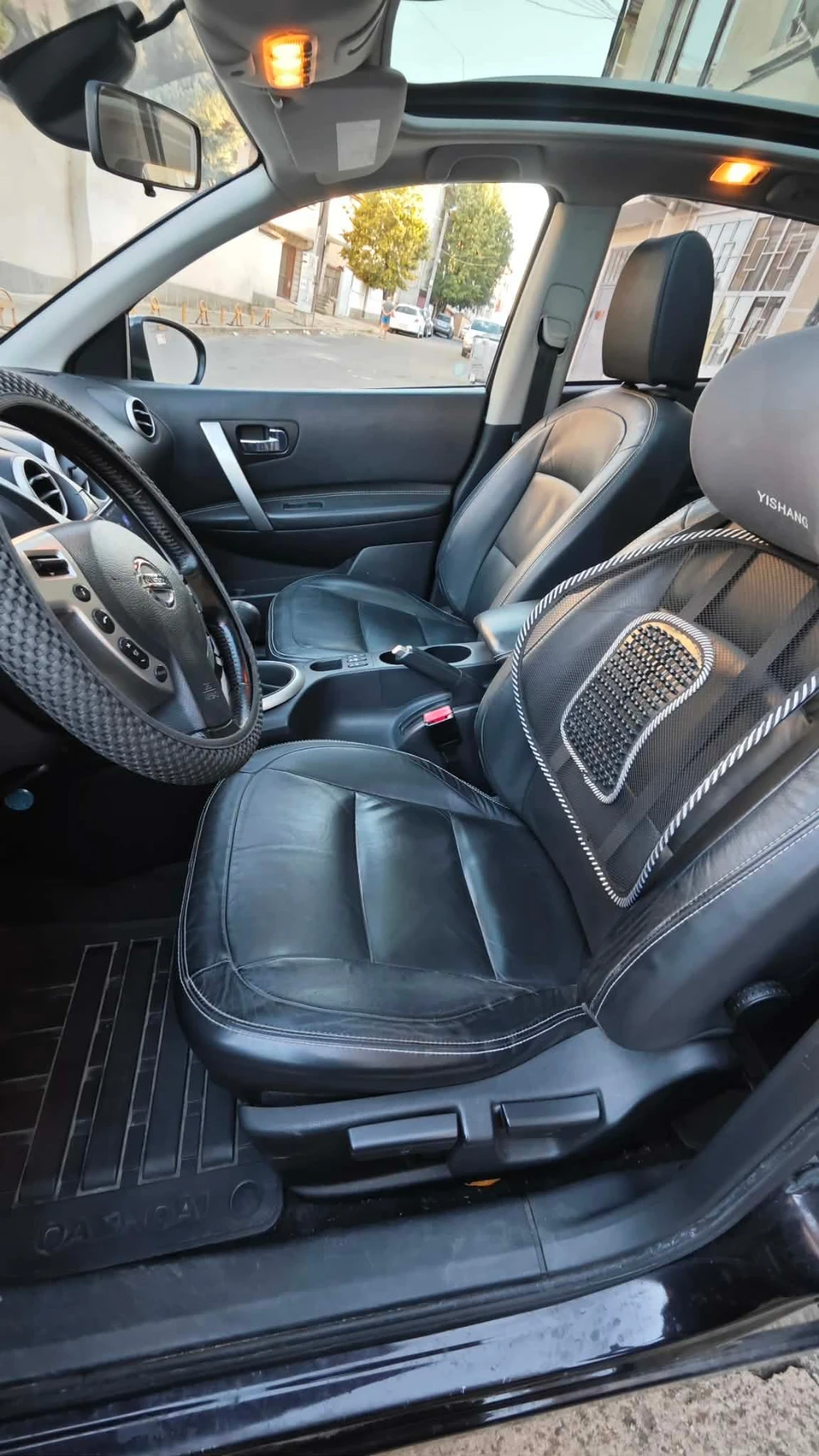 Nissan Qashqai, снимка 7 - Автомобили и джипове - 56020744