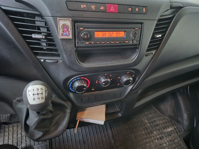 Iveco 35s15 Самосвал , снимка 6 - Бусове и автобуси - 53374681