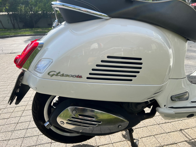 Vespa GTS 300ie Super , снимка 10 - Мотоциклети и мототехника - 45981347