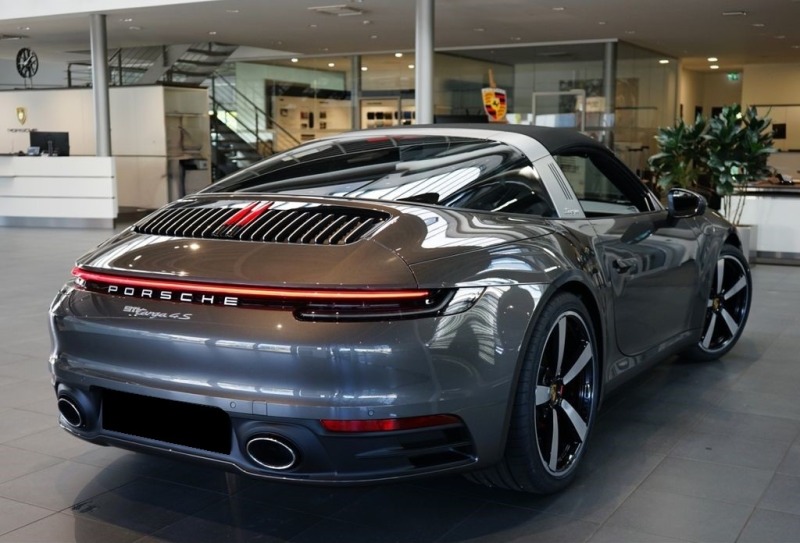 Porsche 911 992 TARGA 4S/ SPORT CHRONO/ BOSE/ 360/ LED/ 20-21/, снимка 6 - Автомобили и джипове - 46371651
