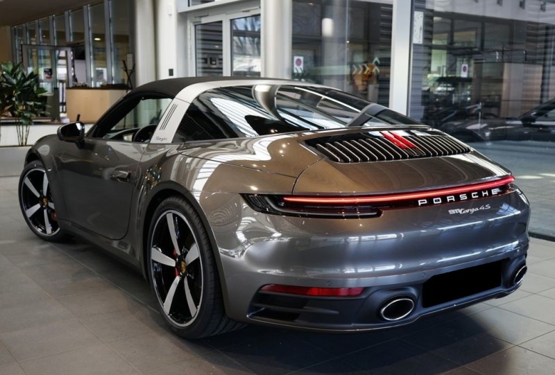 Porsche 911 992 TARGA 4S/ SPORT CHRONO/ BOSE/ 360/ LED/ 20-21/, снимка 4 - Автомобили и джипове - 46371651