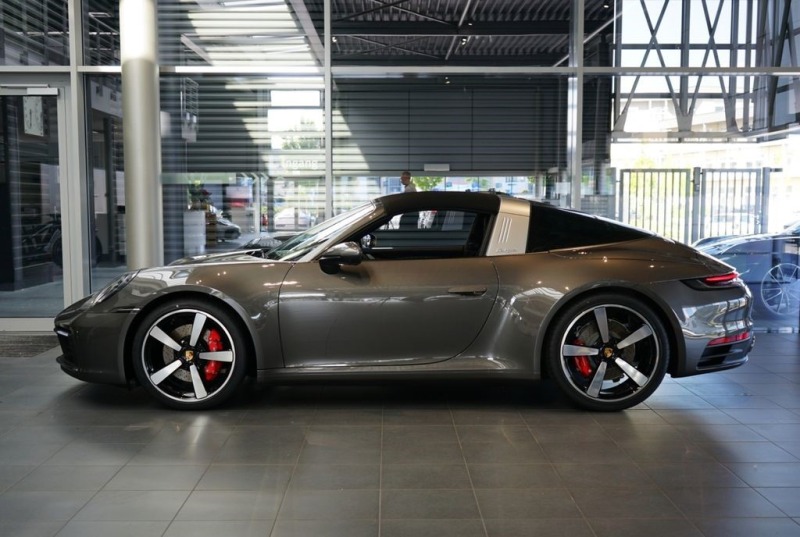 Porsche 911 992 TARGA 4S/ SPORT CHRONO/ BOSE/ 360/ LED/ 20-21/, снимка 3 - Автомобили и джипове - 46371651