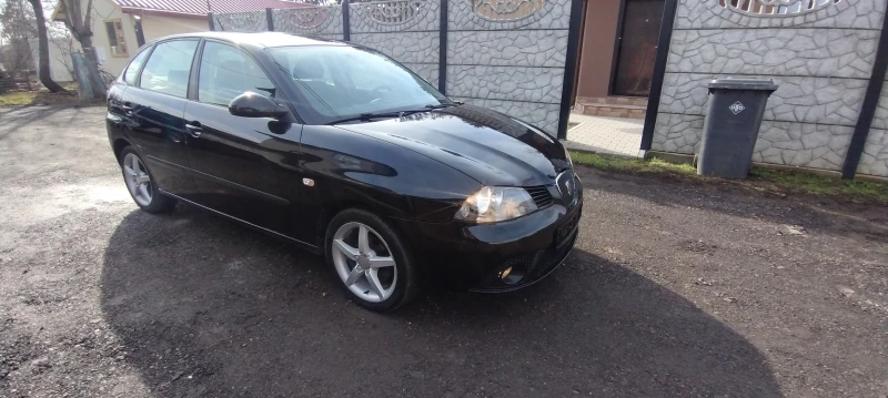 Seat Ibiza 1.4i ГАЗ фабрична, снимка 5 - Автомобили и джипове - 48888265