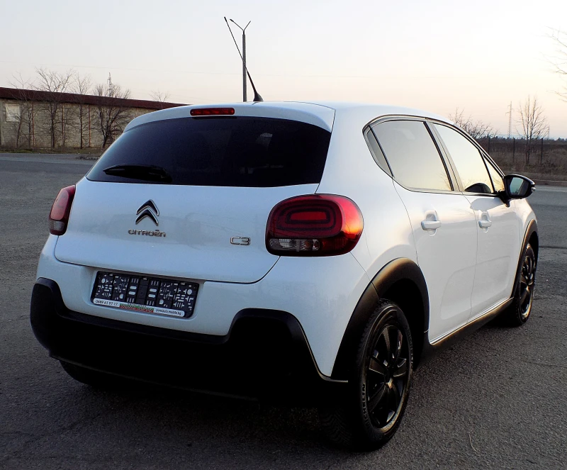 Citroen C3 1.2i/110х. км/EURO 6/НАПЪЛНО ОБСЛУЖЕН/БЕЗ УДАРИ, снимка 4 - Автомобили и джипове - 49066681