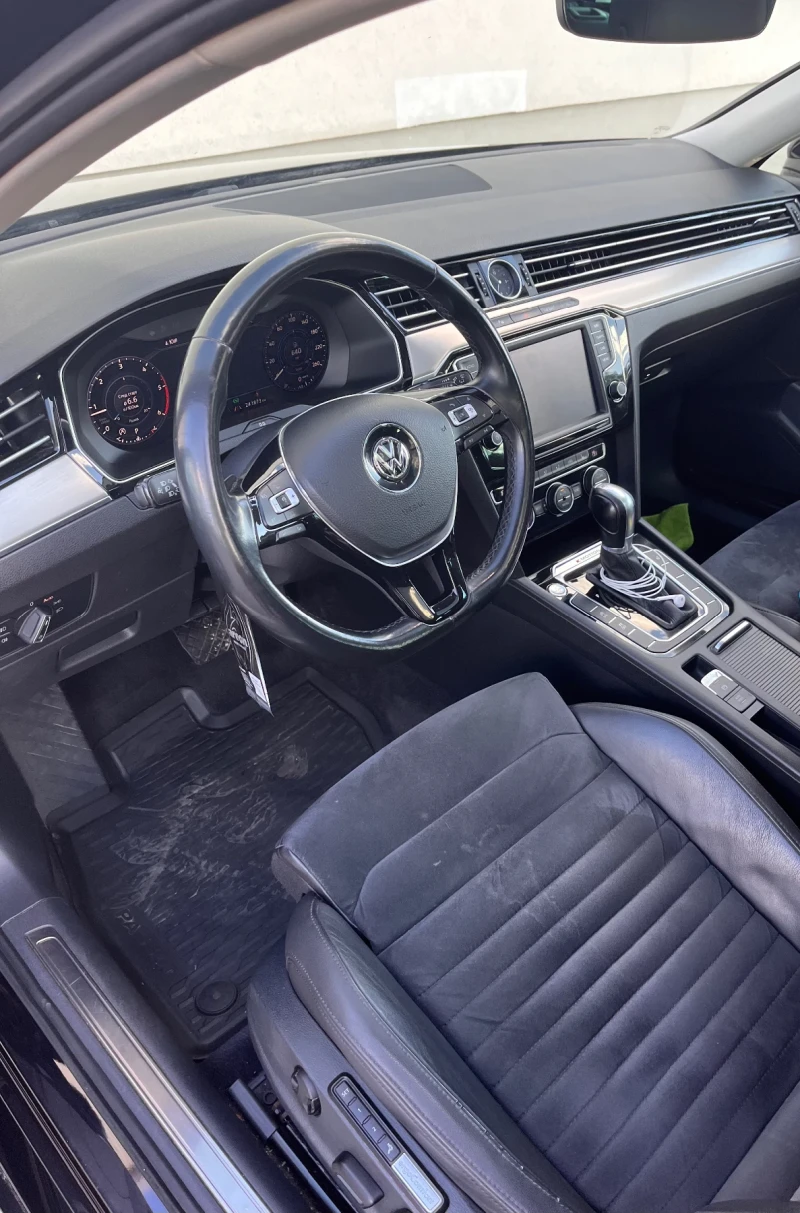 VW Passat 4 MOTION BMT TDI SCR, снимка 8 - Автомобили и джипове - 49425801