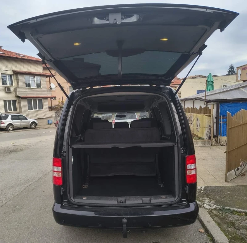 VW Caddy 1.6 Фабрична газ Maxi 7 места LPG, снимка 6 - Автомобили и джипове - 52447702