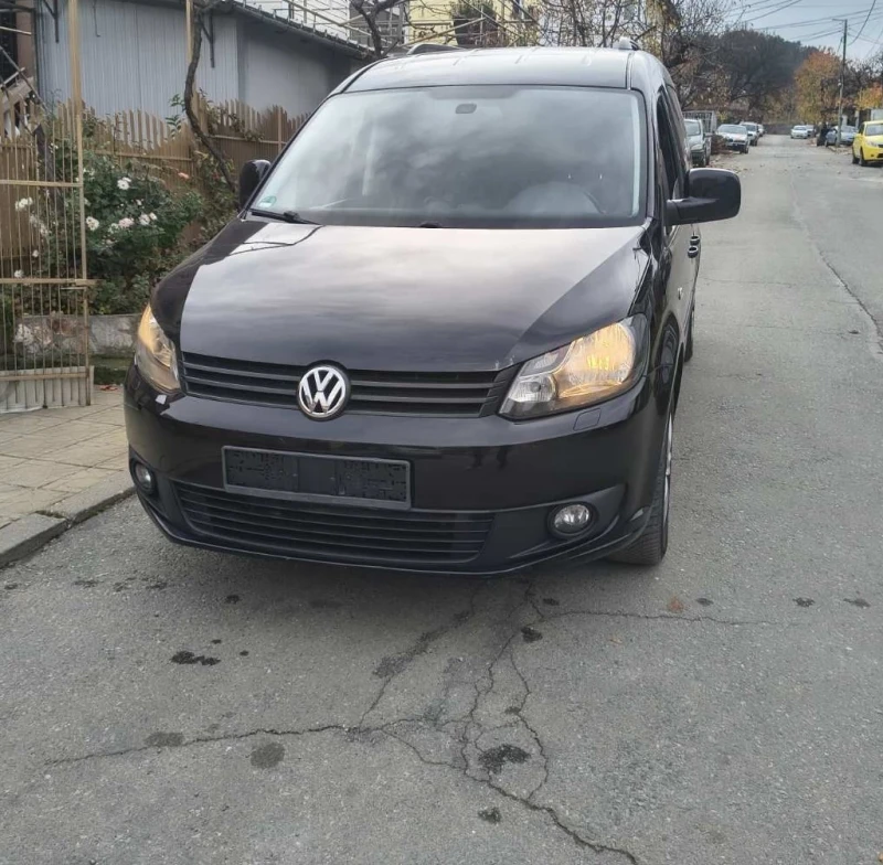 VW Caddy 1.6 Фабрична газ Maxi 7 места LPG, снимка 3 - Автомобили и джипове - 52447702
