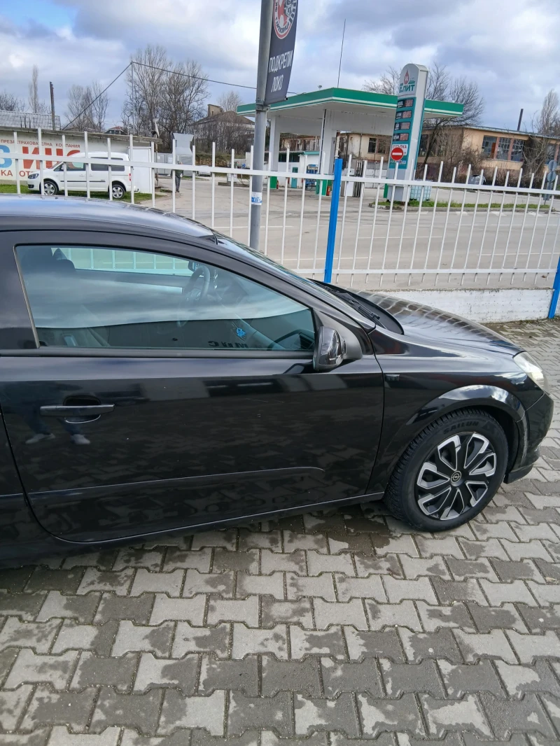 Opel Astra, снимка 8 - Автомобили и джипове - 52913972