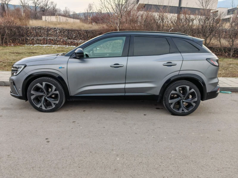 Renault Austral 2900Евро за получаване, 1.3TCe Esprit Alpine, снимка 8 - Автомобили и джипове - 53232896