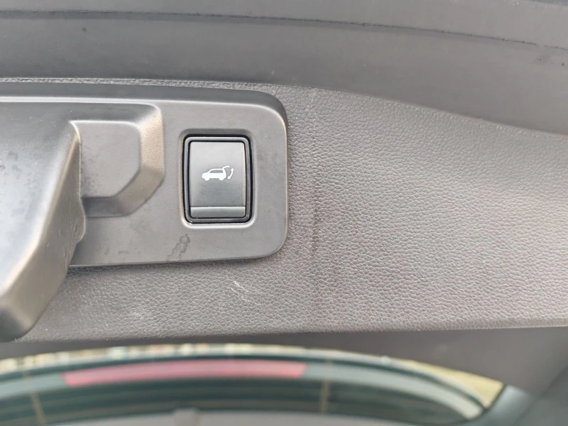 Renault Austral 2900Евро за получаване, 1.3TCe Esprit Alpine, снимка 17 - Автомобили и джипове - 53232896