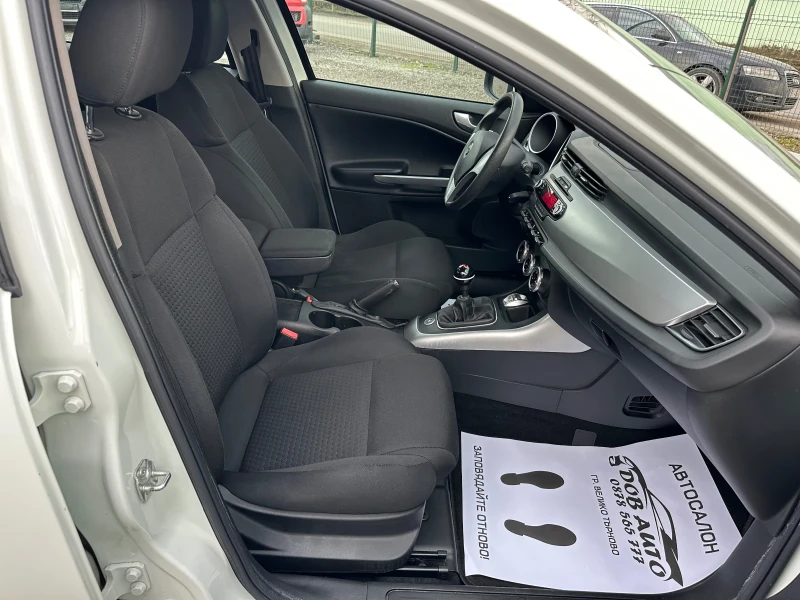 Alfa Romeo Giulietta 1.4i-105к.с-6ск.ГАЗ-ИНЖЕКЦИОН! PROGRESSION!, снимка 17 - Автомобили и джипове - 53240634