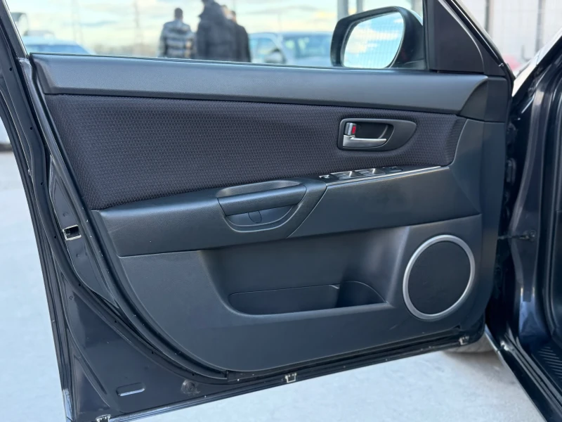 Mazda 3 1.6D* 2009г* Ръчка* Топ Състояние* , снимка 8 - Автомобили и джипове - 53397556