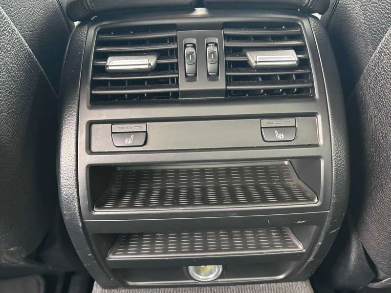 BMW 528 * 528i xDrive * CARFAX * ЦЕНА ДО БГ, снимка 13 - Автомобили и джипове - 53537987