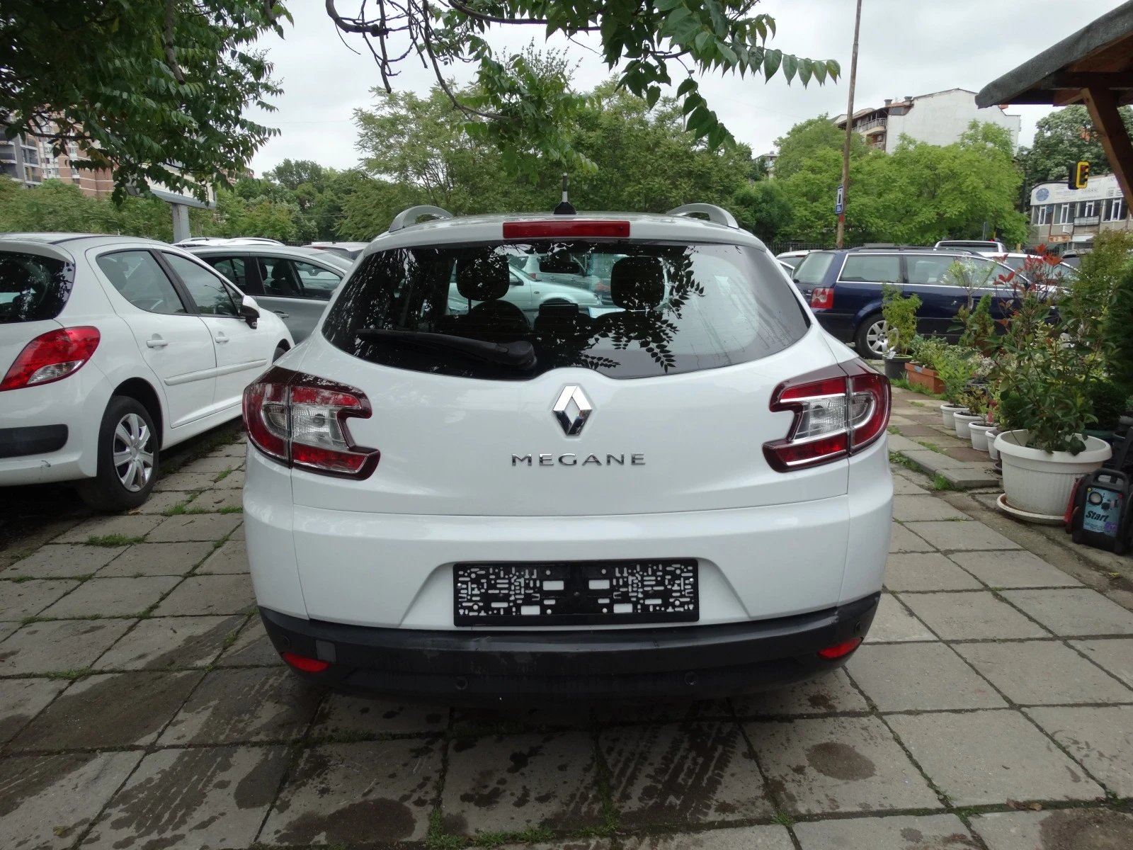 Renault Megane 1.6I SPORTOUR - изображение 5