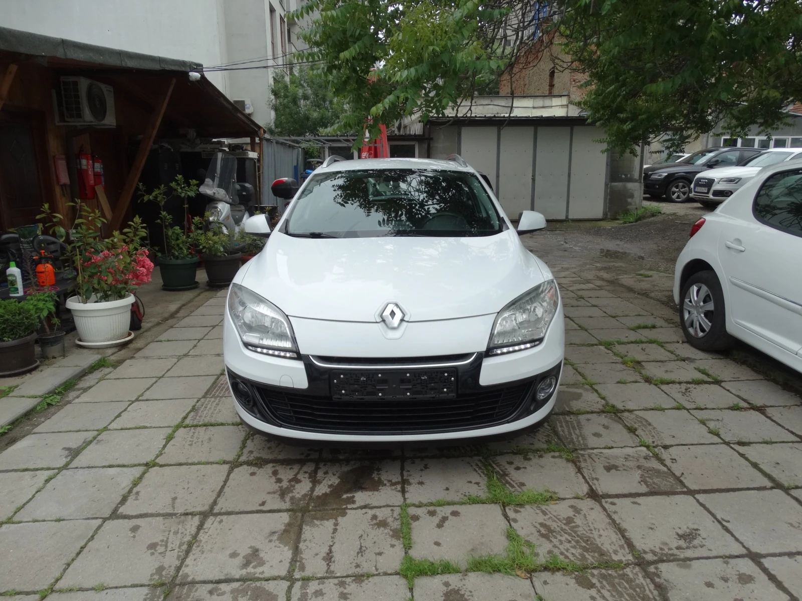 Renault Megane 1.6I SPORTOUR - изображение 2