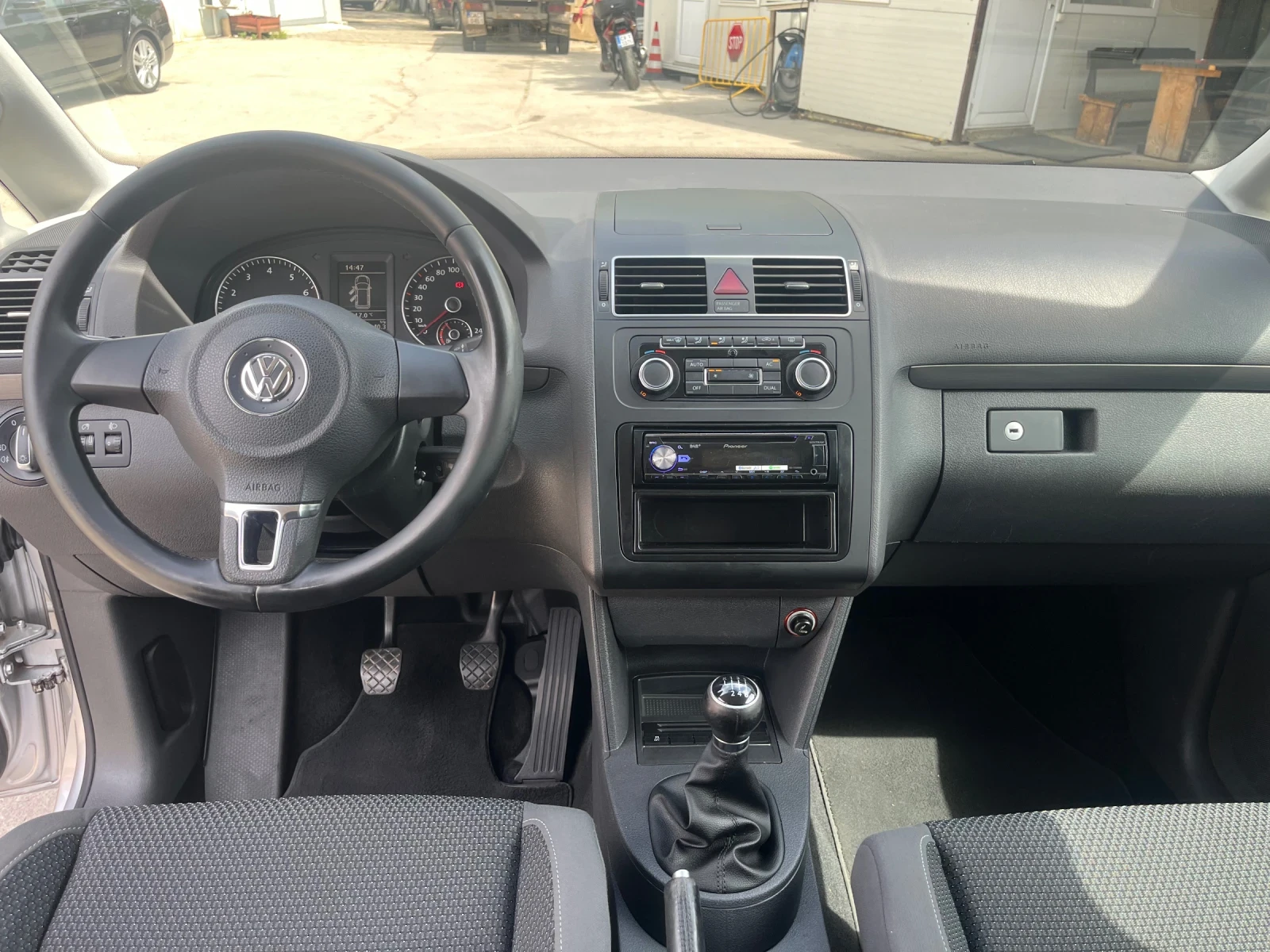 VW Touran 1.4 TSI ECO FUEL  | Mobile.bg   11