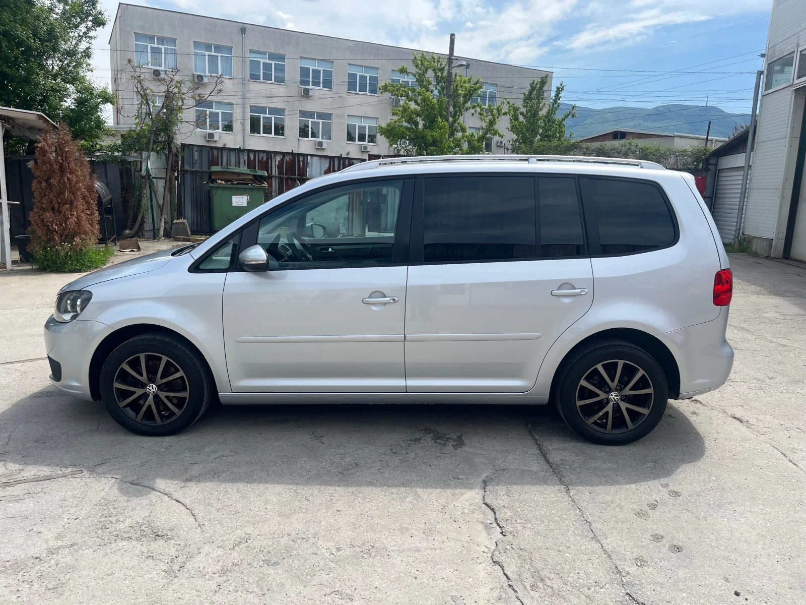 VW Touran 1.4 TSI ECO FUEL  - изображение 8