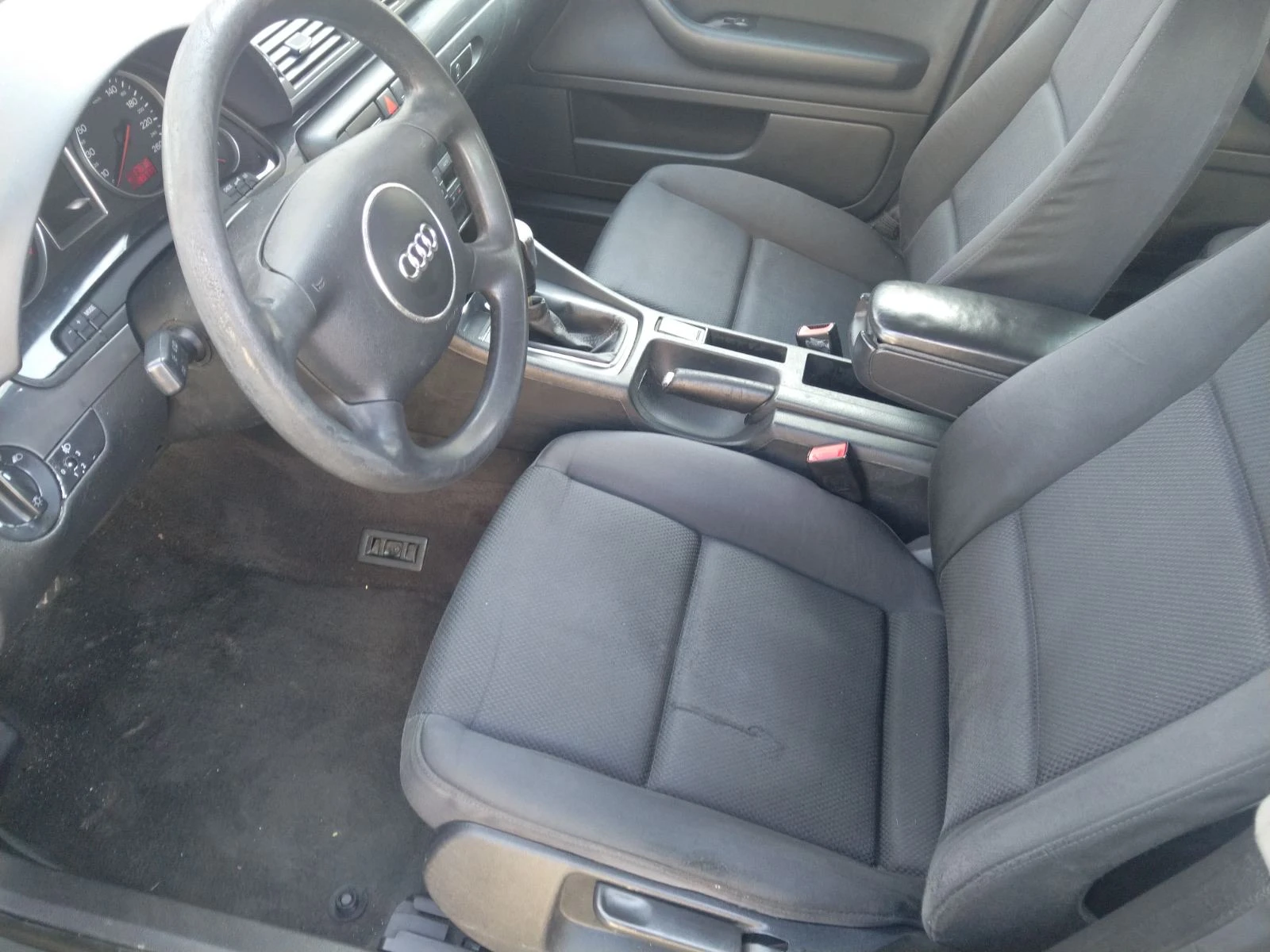 Audi A4 2, 0 - изображение 8