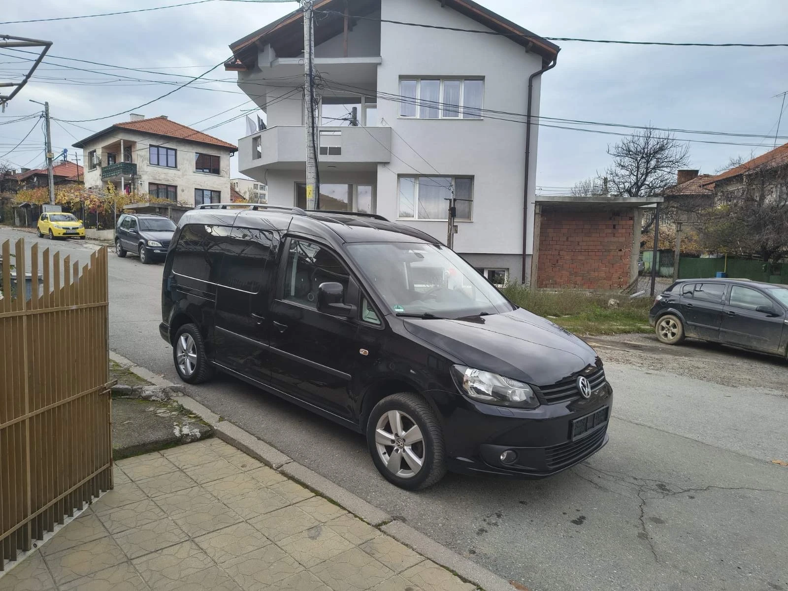 VW Caddy 1.6   Maxi 7  LPG | Mobile.bg   2