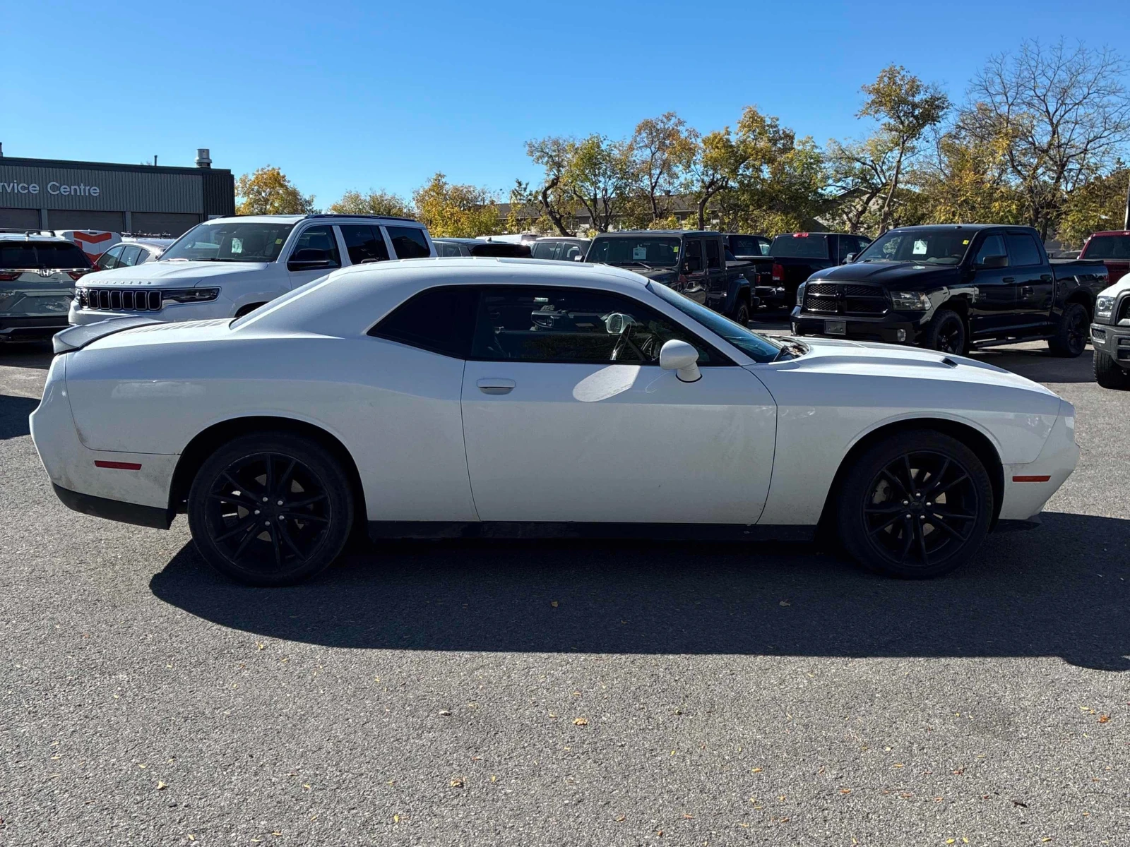 Dodge Challenger SXT * * CARFAX * * АВТО КРЕДИТ * *  - изображение 3