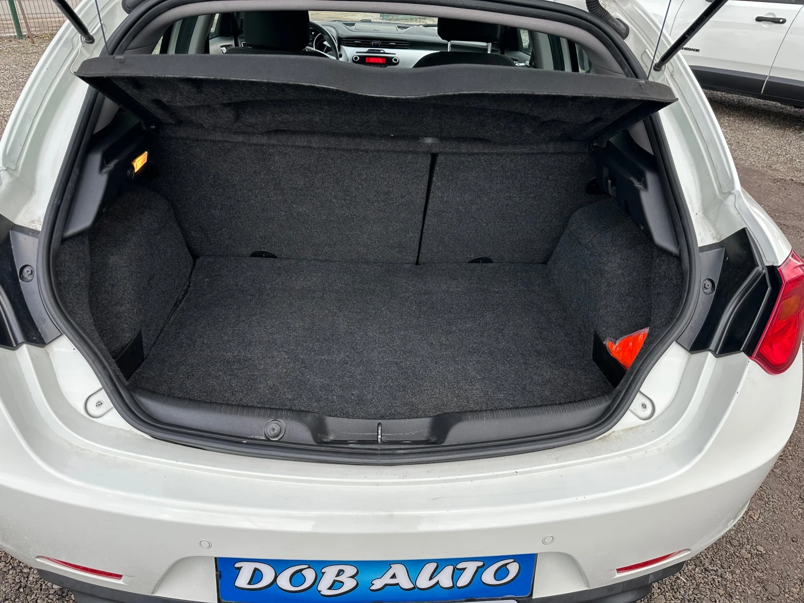 Alfa Romeo Giulietta 1.4i-105�.�-6��.���-���������! PROGRESSION! | Mobile.bg � ����������� 14