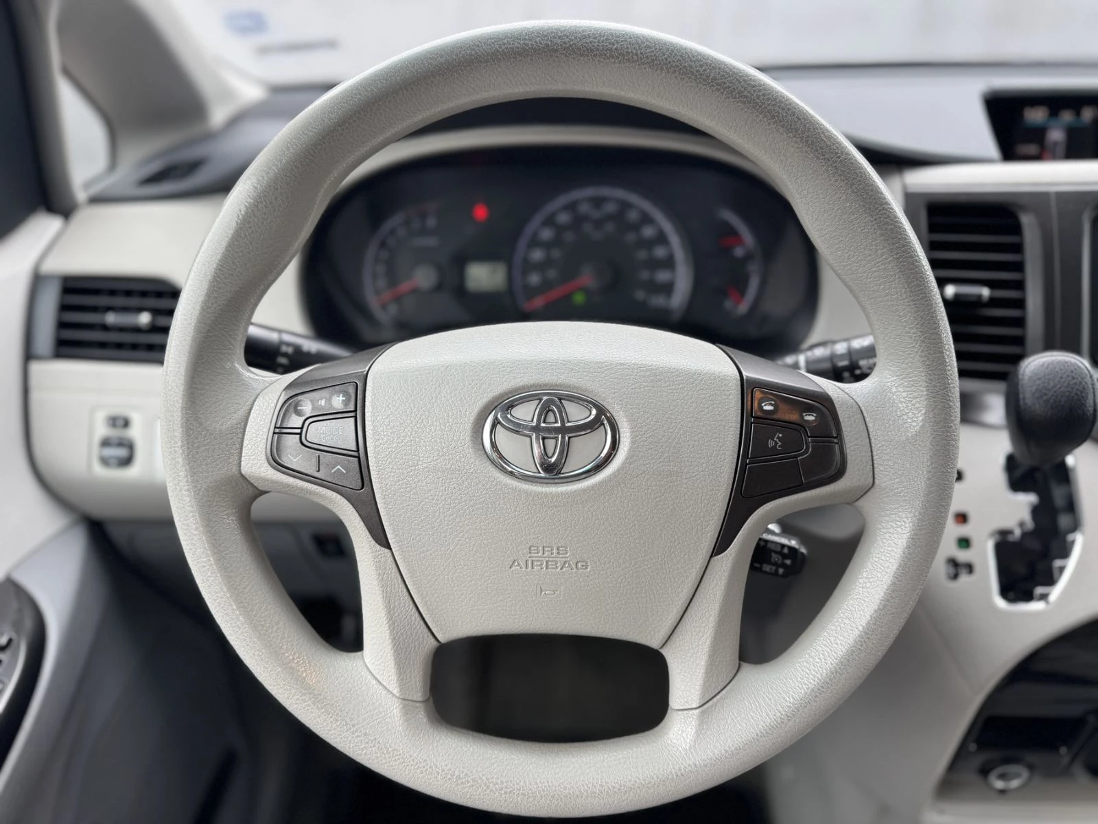 Toyota Sienna LE AWD 3.5L V6 | Mobile.bg � ����������� 11