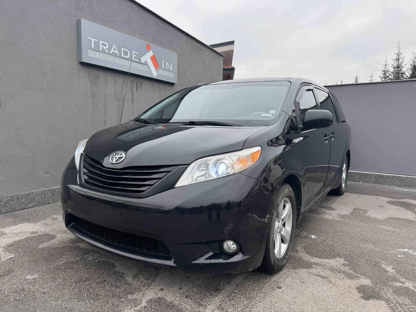 Toyota Sienna LE AWD 3.5L V6 | Mobile.bg � ����������� 1