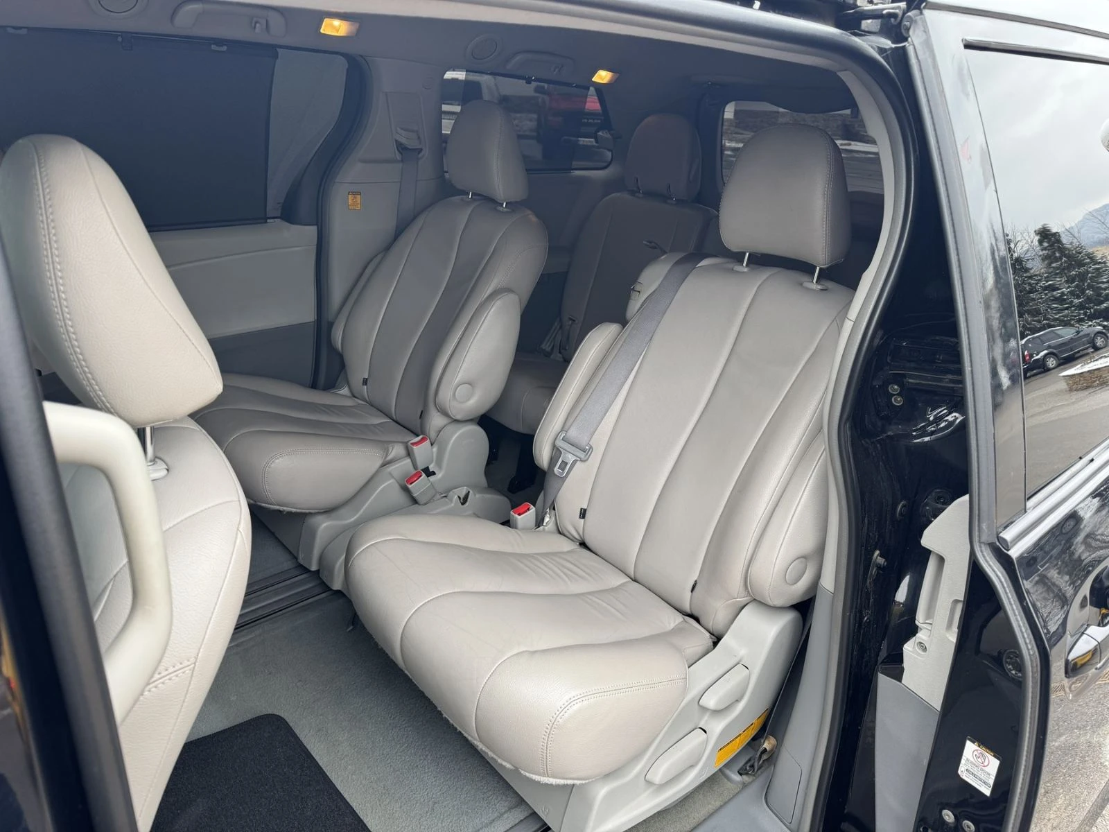 Toyota Sienna LE AWD 3.5L V6 | Mobile.bg � ����������� 17