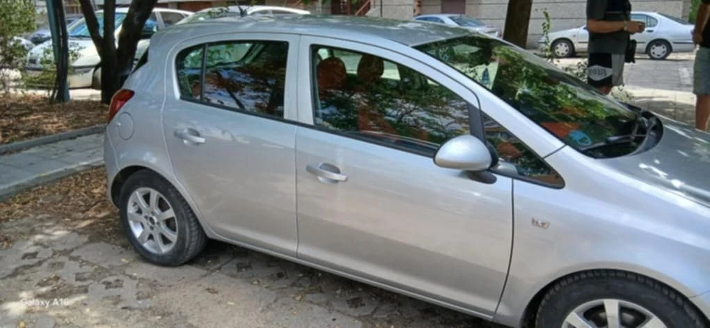 Opel Corsa  - изображение 4